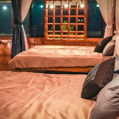 Wild Apple Homestay Шапа Экстерьер фото
