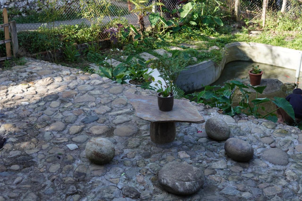 Wild Apple Homestay Шапа Экстерьер фото
